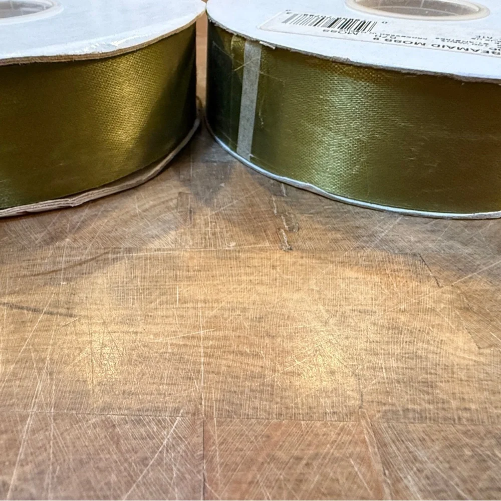 2 Lion Brand Moss Green Ribbon Spools 100 yards